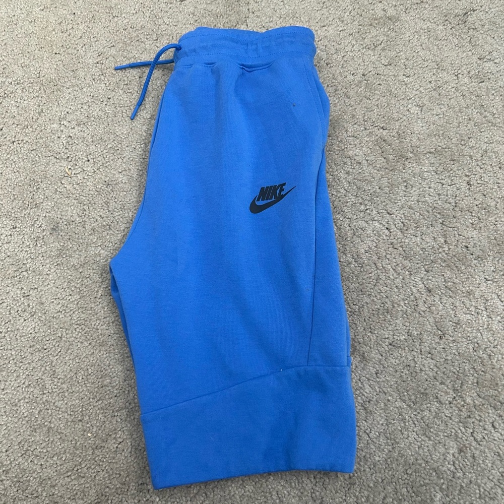Kids Nike Tech Shorts
